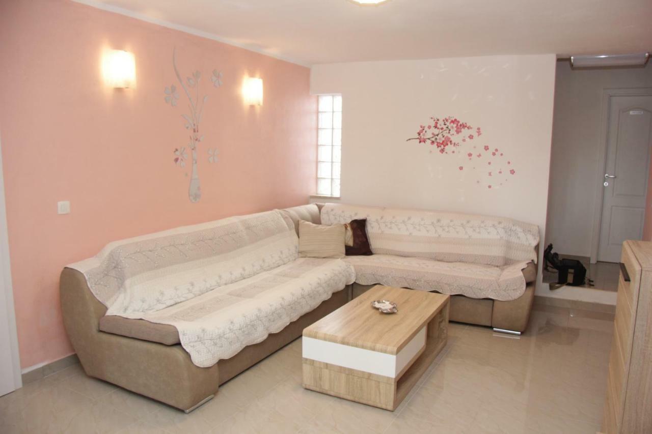 Vacation House "Viola" Fazana Luaran gambar