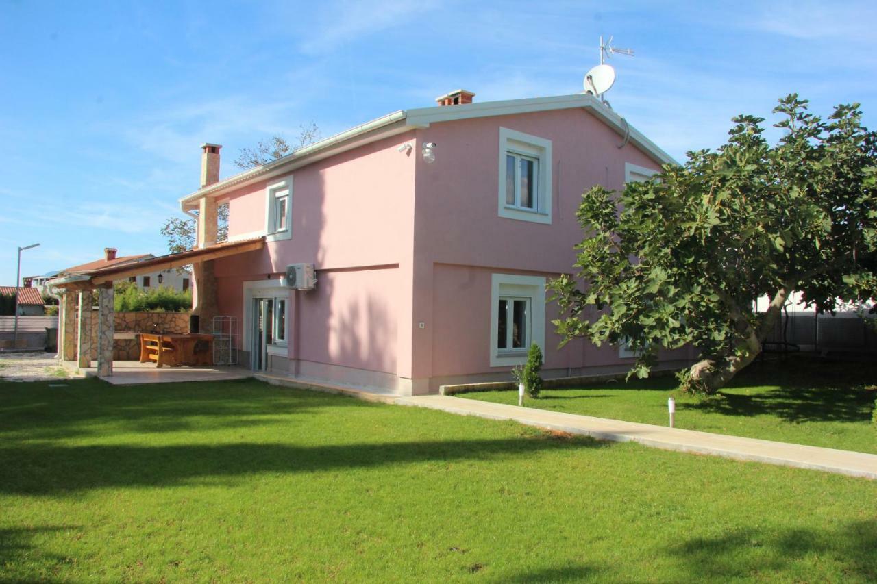 Vacation House "Viola" Fazana Luaran gambar